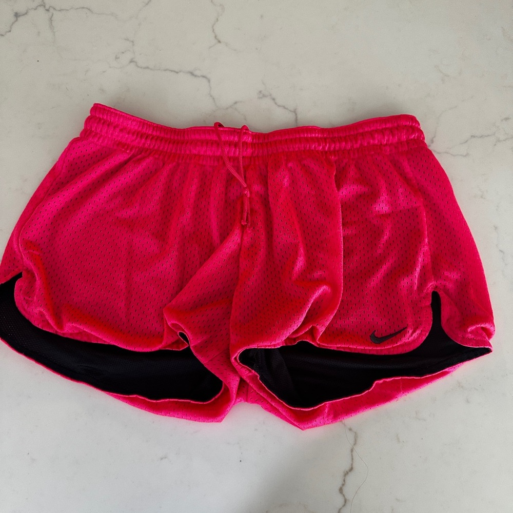 Nike Pink Athletic Shorts Lightweight Moisture-Wicking